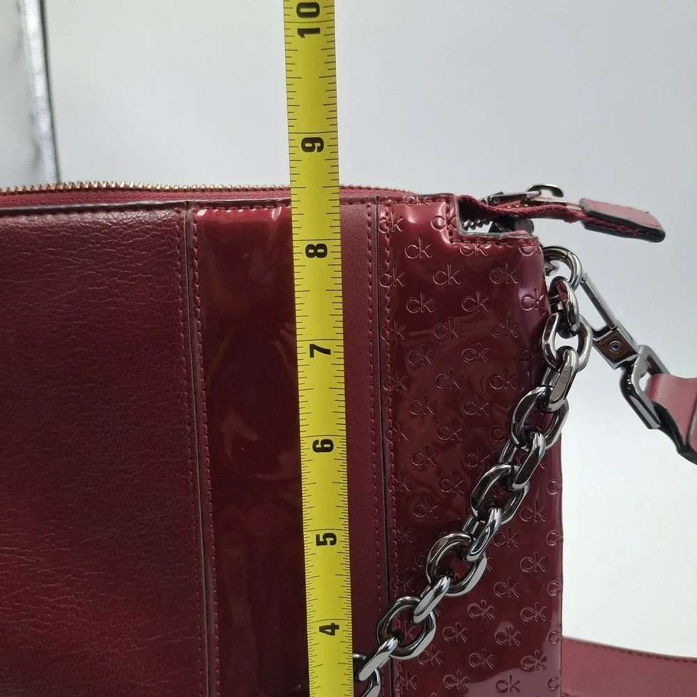 Calvin‎ Klein Crossbody Bag Burgundy Wine Mixed Media Embossed CK Logo Chain